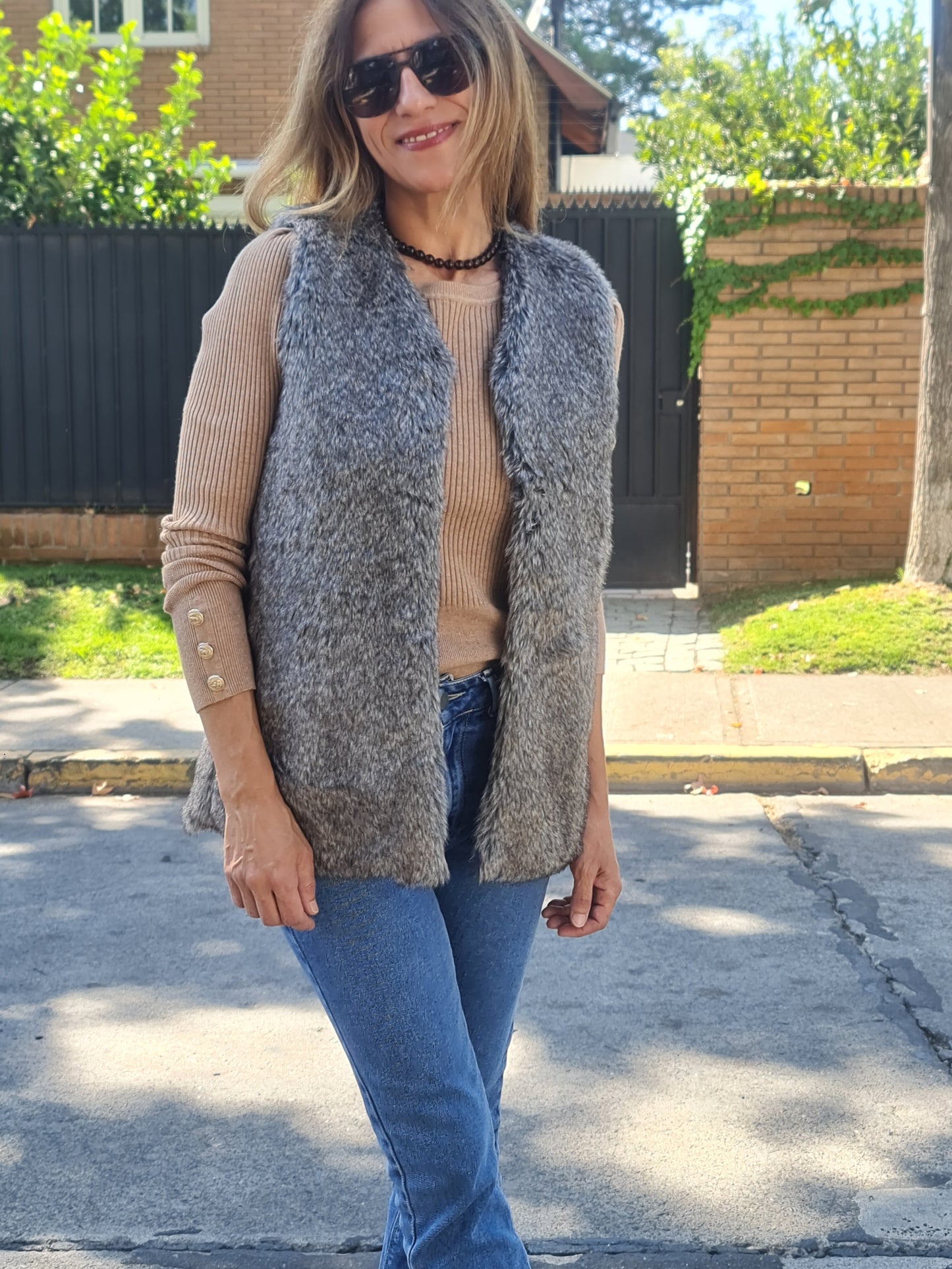 CHAQUETA PIEL GRIS -50% DCTO.