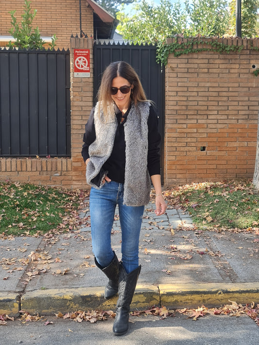 CHAQUETA PIEL GRIS -50% DCTO.