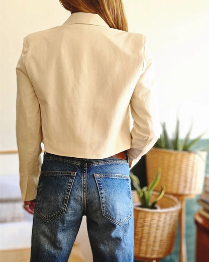 BLAZER CROP LINO BEIGE SUAVE.