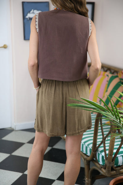SHORT FRANCESCA CHOCOLATE-55%DCTO.